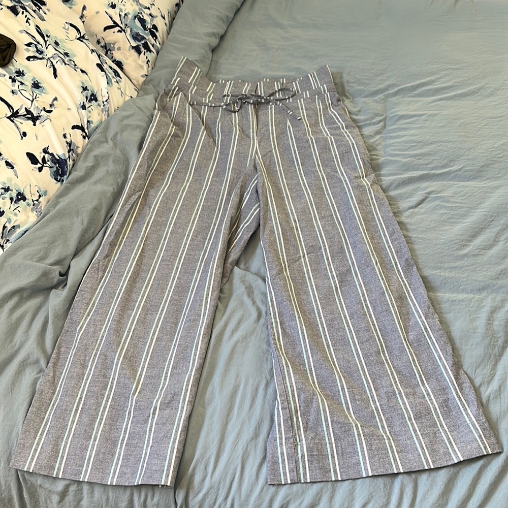 NY&C Wide leg pants